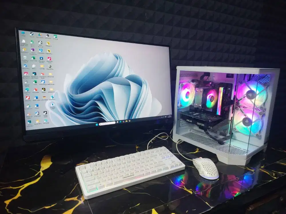 Fullset Siap Tempur! i5 10400 + GTX 1650 + 32GB RGB