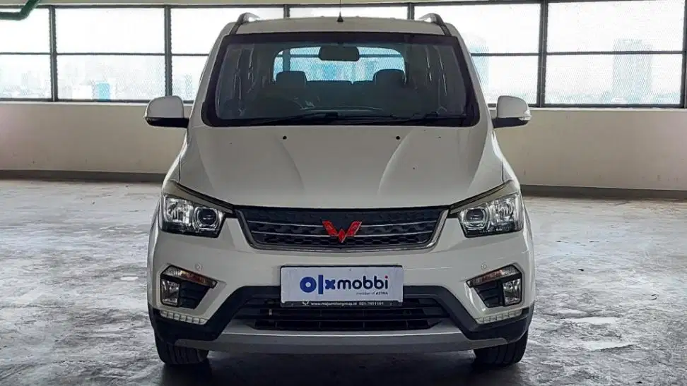 DP MURAH Wuling Confero S 1.5 L Bensin-MT 2019  CTYNB