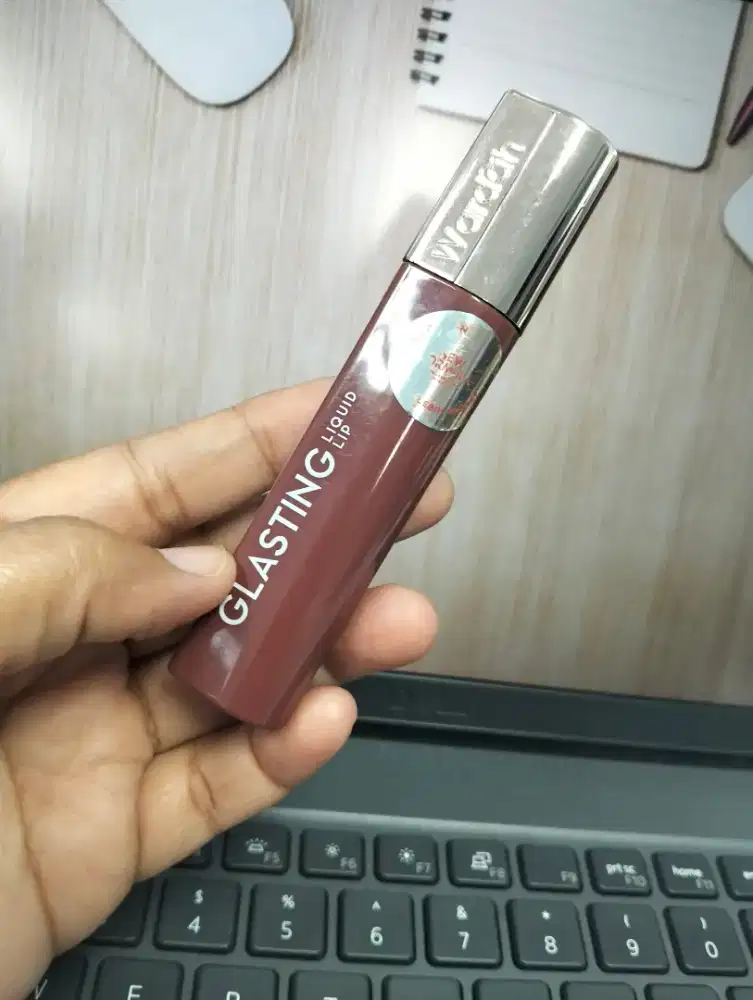 Wardah glasting liquid lip