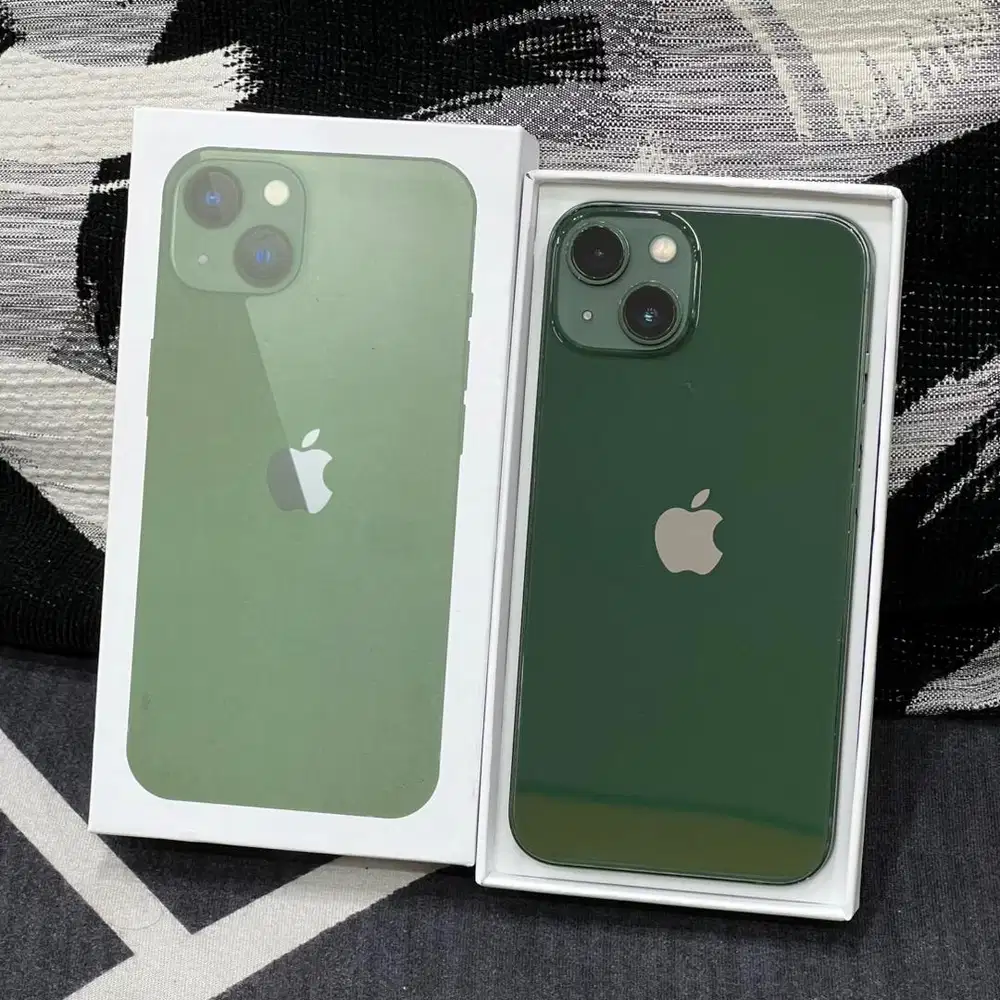 iPhone 13 Green 128 GB iBox