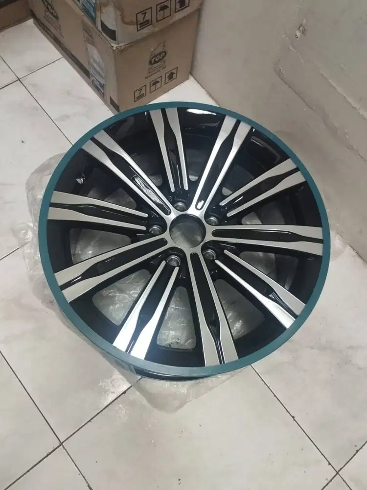 Velg – Aluminium alloy wheel (front wheel) (19) u/ Mobil BYD Sealion
