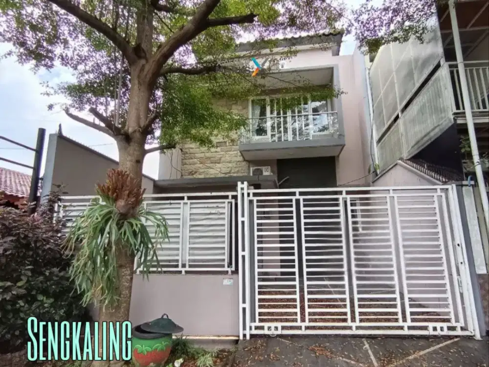 Rumah Full furnished Modern minimalis di Sengkaling Malang