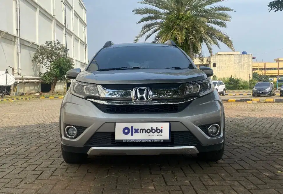 TDP 8,JT, Garansi Mesin 1th Honda BR-V 1.5 E Bensin-MT Abu 2018