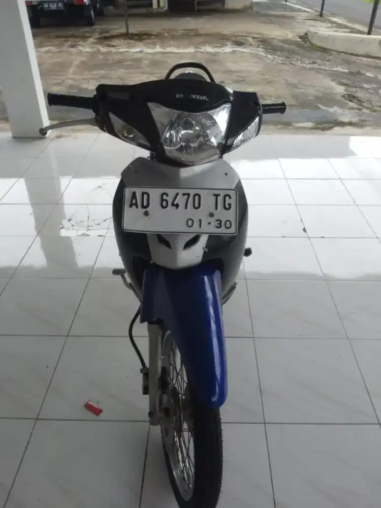 Motor sanex cina model Honda Supra fit