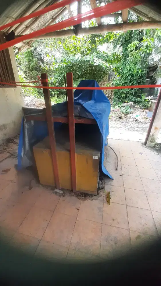 Lemari etalase/display