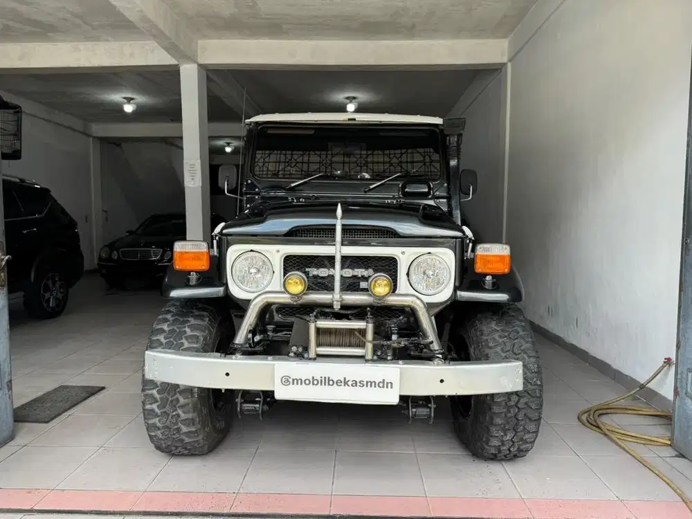 Toyota LandCruiser Hardtop Mesin 3B 4x4 Diesel BJ40 1983 Hitam