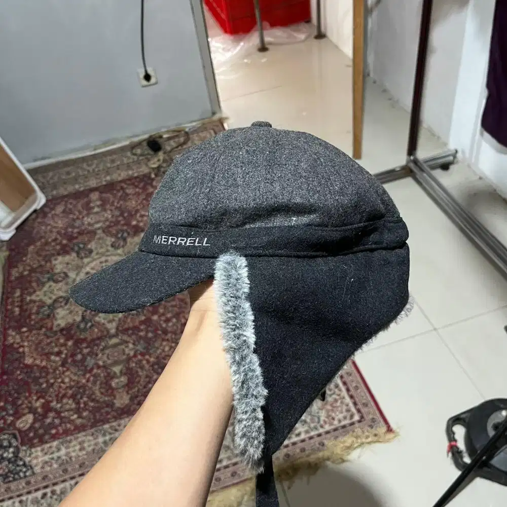 Topi Outdoor Merrell bekas dickies carhartt patagonia eiger arcteryx