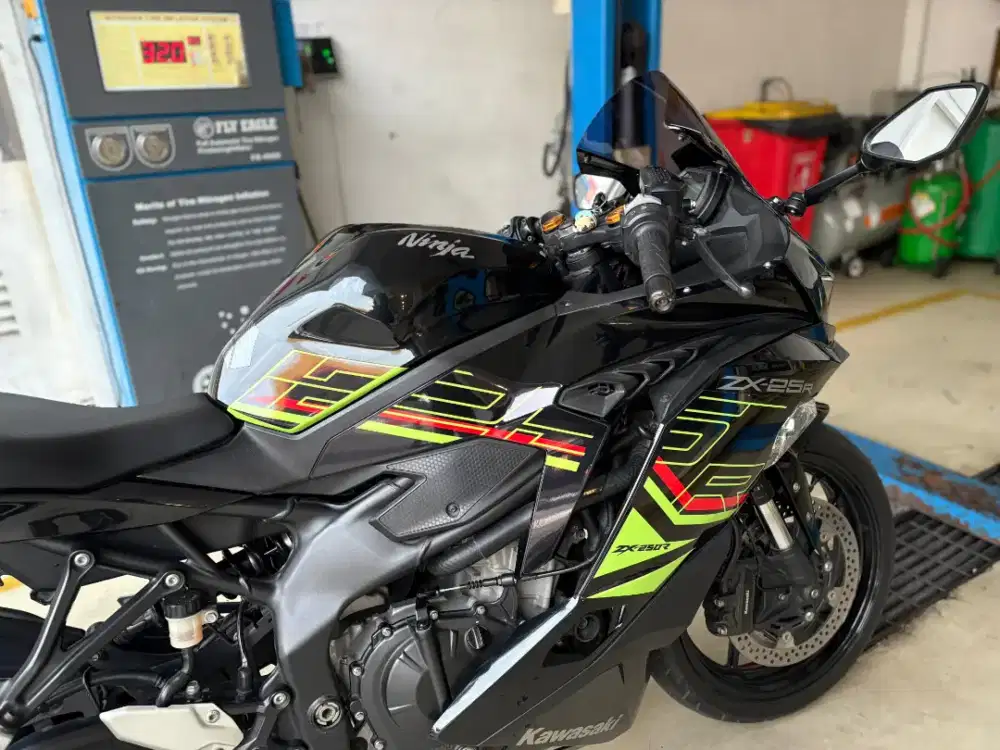 Kawasaki ninja 250 zx 4silinder tahun 2022