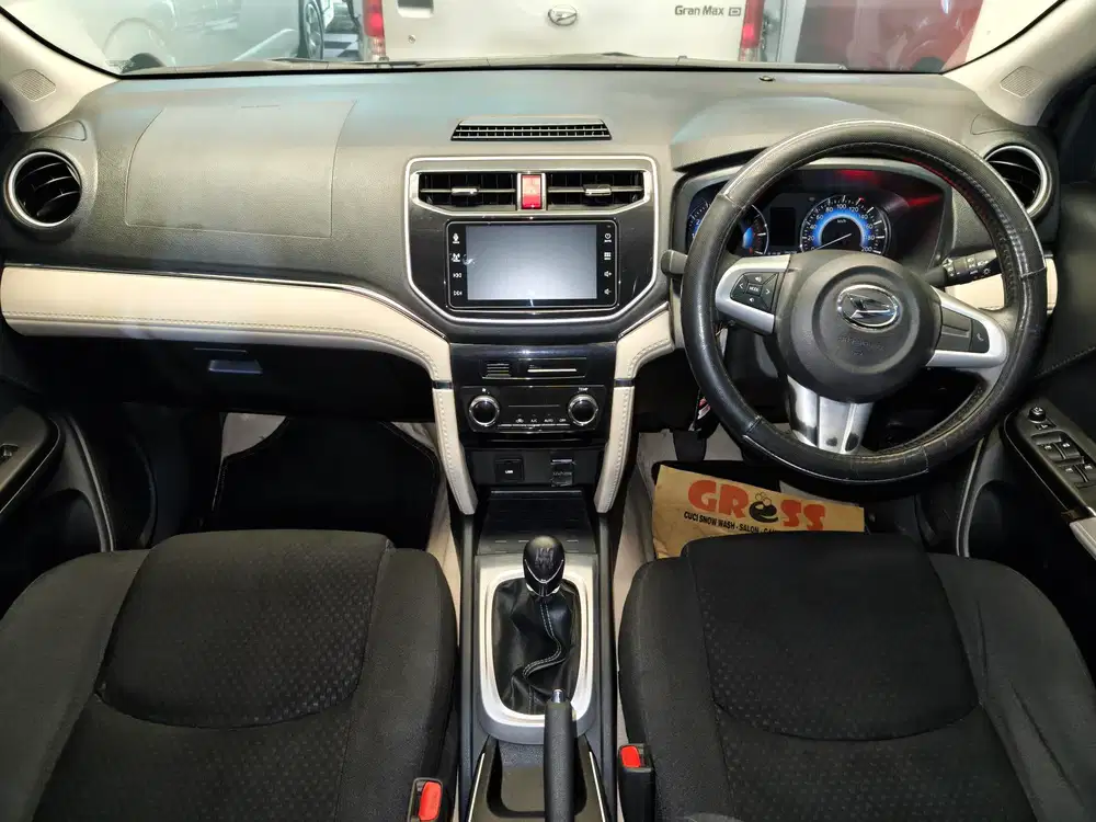 [Gress mobil Kutisari] TERIOS 1.5R M/T 2022 PALING BAGUS