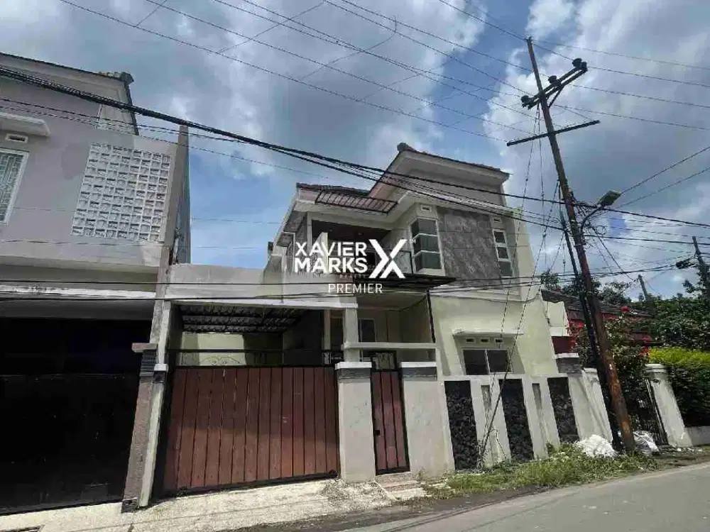 Dijual Rumah 2Lantai SiapHuni Dekat Hotel Grand Mercure Di Purwantoro Blimbing Kota Malang