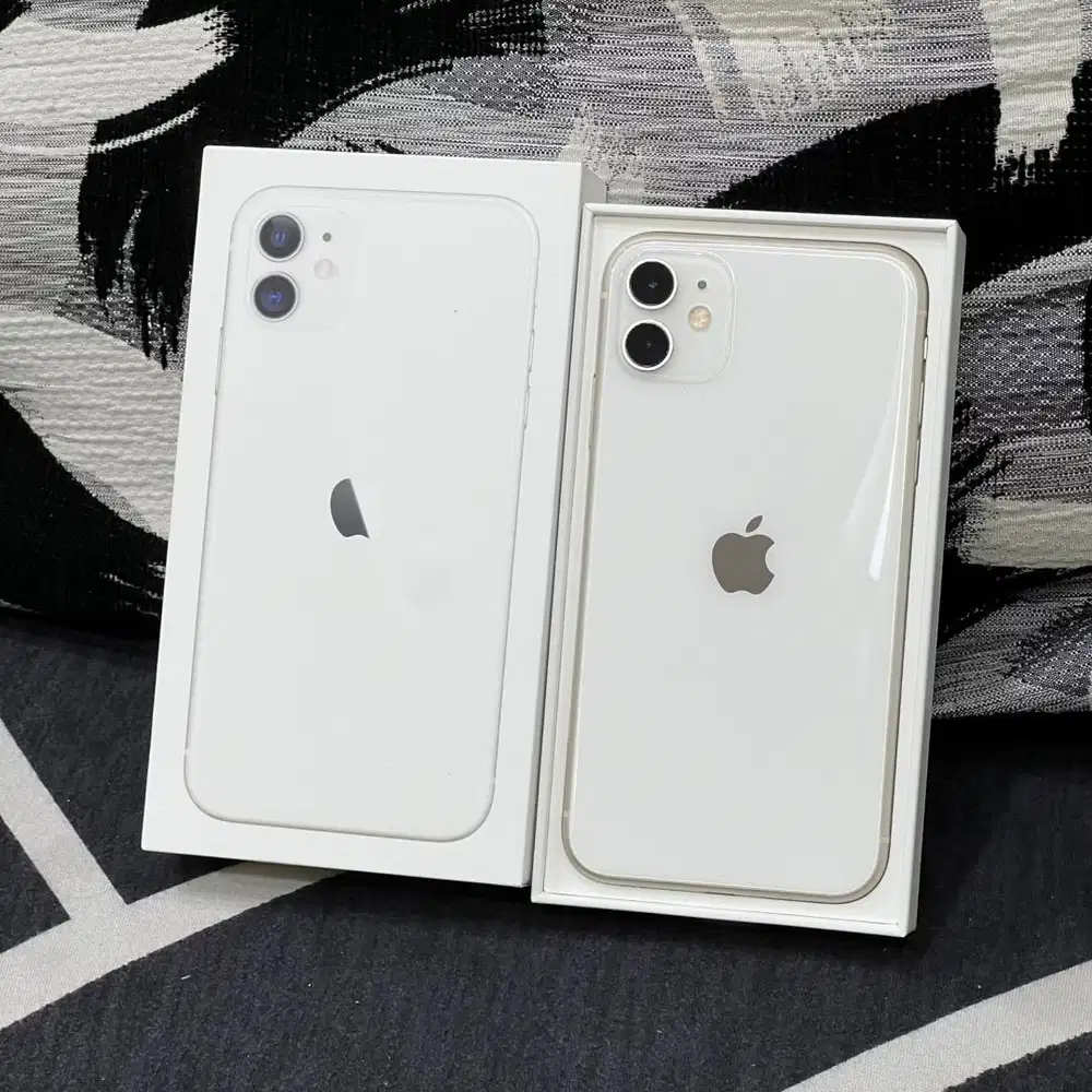 iPhone 11 White 64 GB iBox