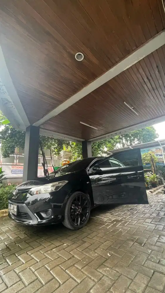 Toyota Limo 2016 Bensin