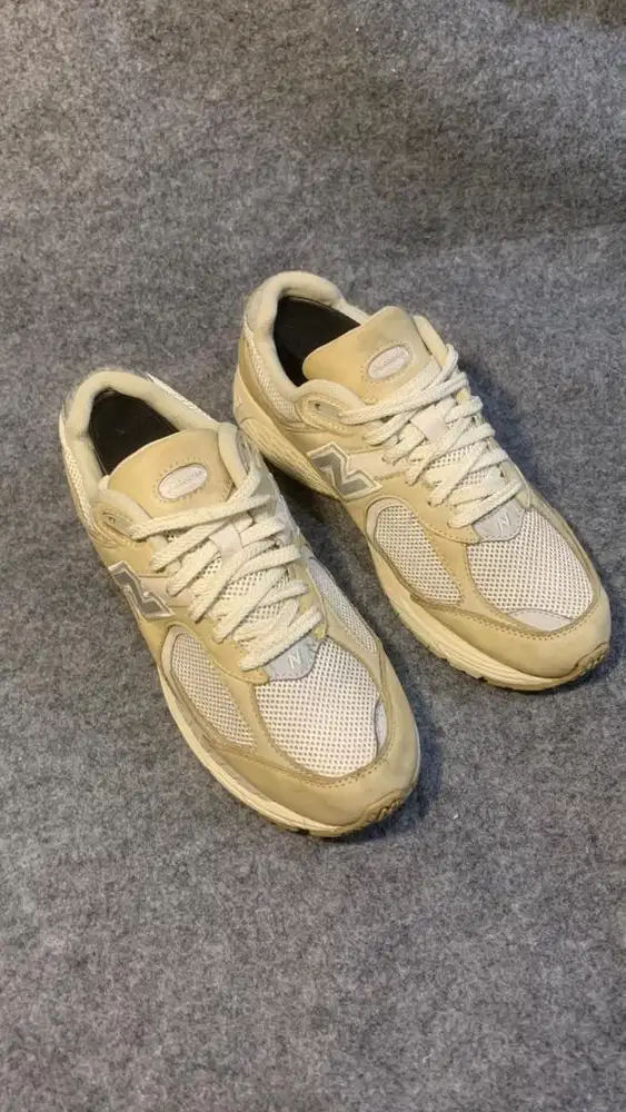 New Balance 2002R original