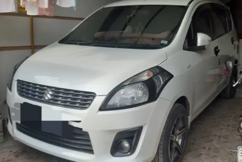Jual ertiga putih type gl 2012