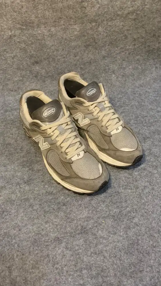 New Balance 2002R original