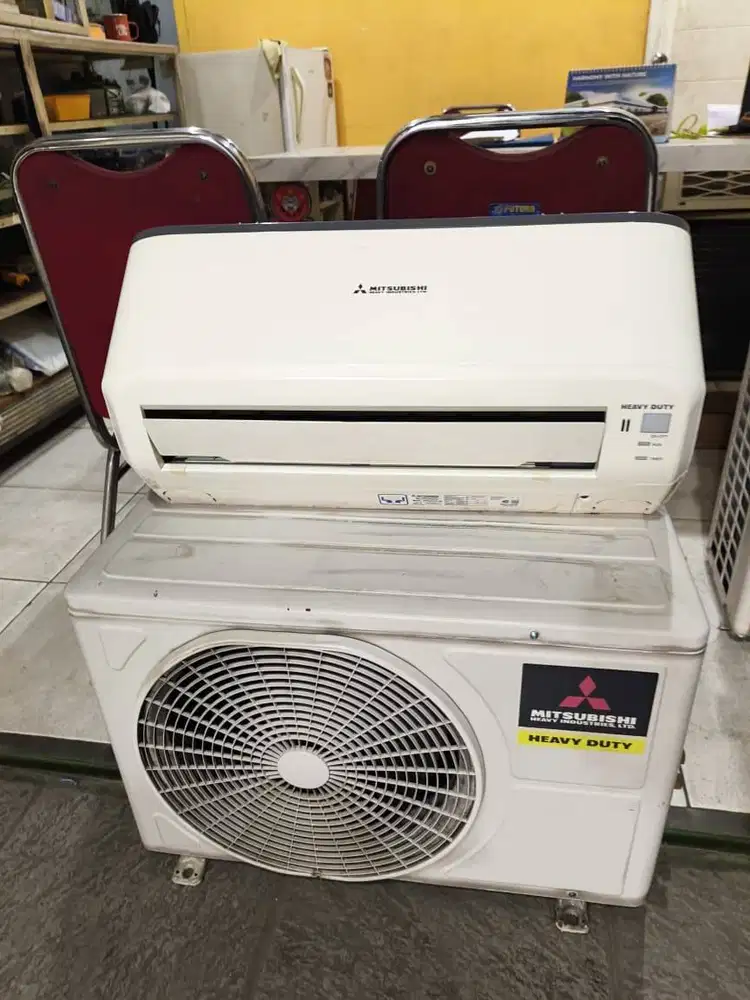AC Mitsubishi Heavy Duty 1/2PK Plus Pasang AC dan Materialnya