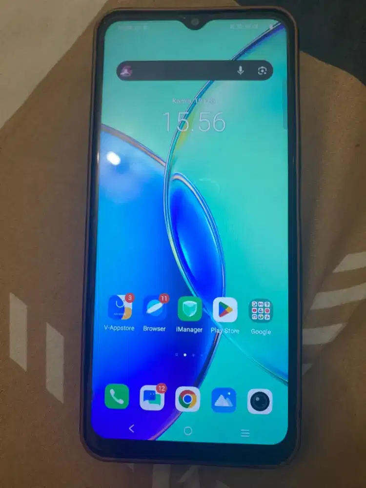 Jual HP vivo Y17s second kondisi lecet pemakaian sndri