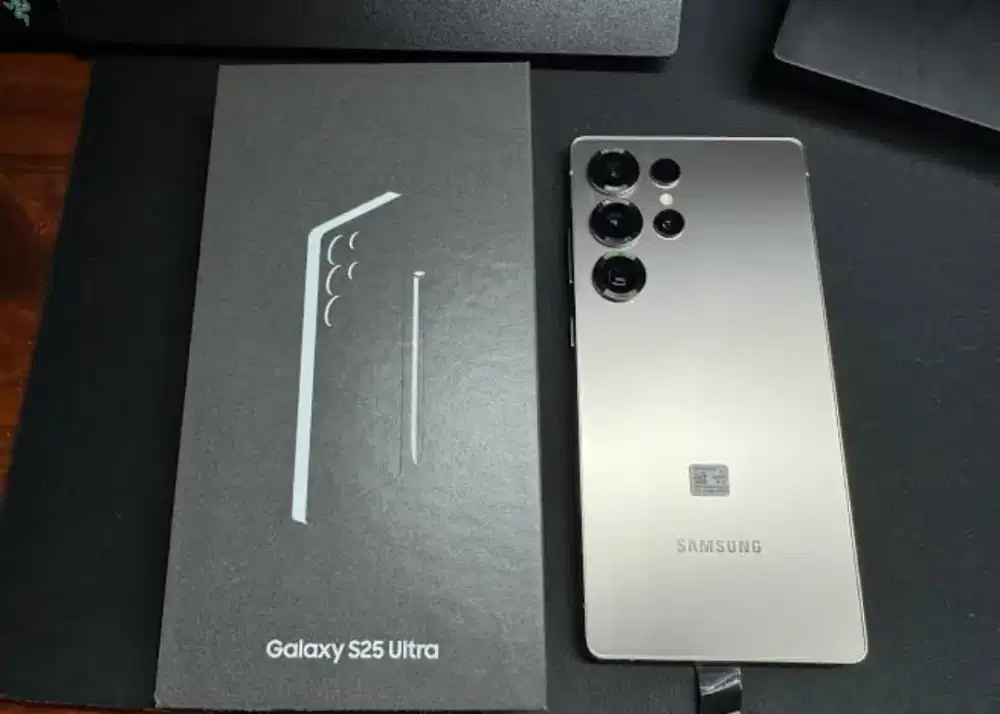 SAMSUNG GALAXY S25 ULTRA 512GB GARANSI RESMI 1 TAHUN