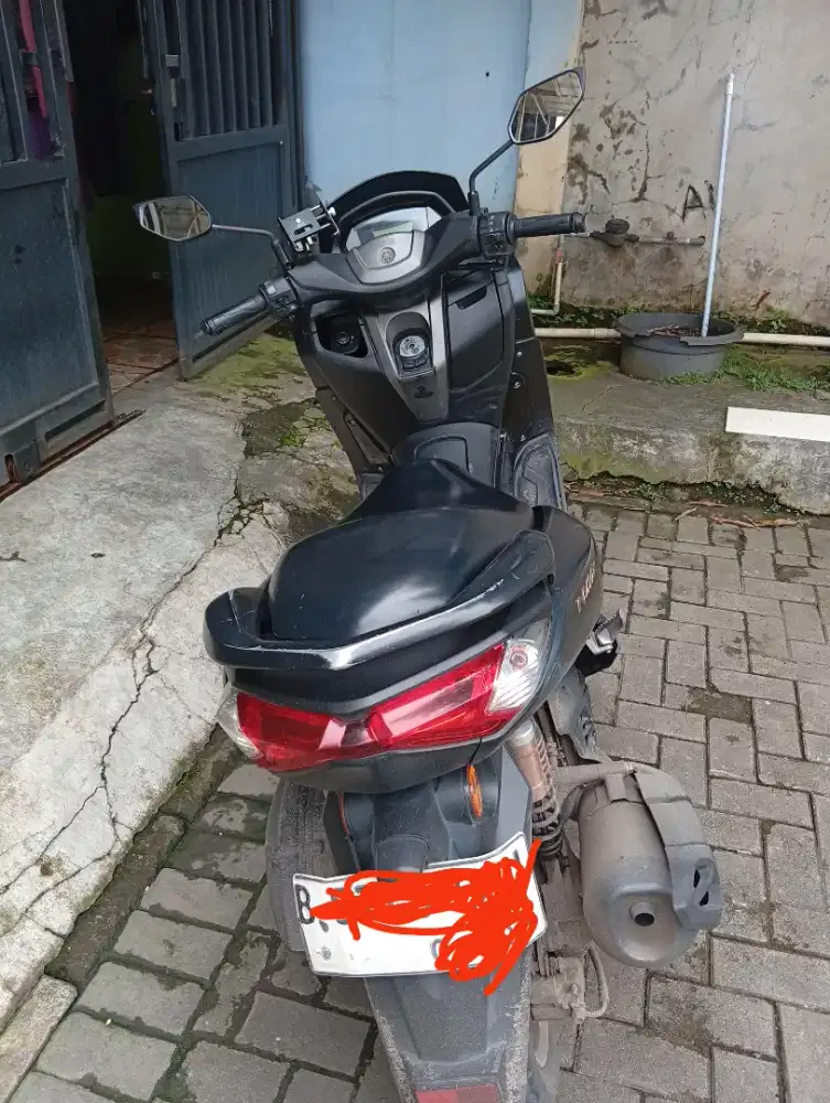 Motor dijual  yamaha n max