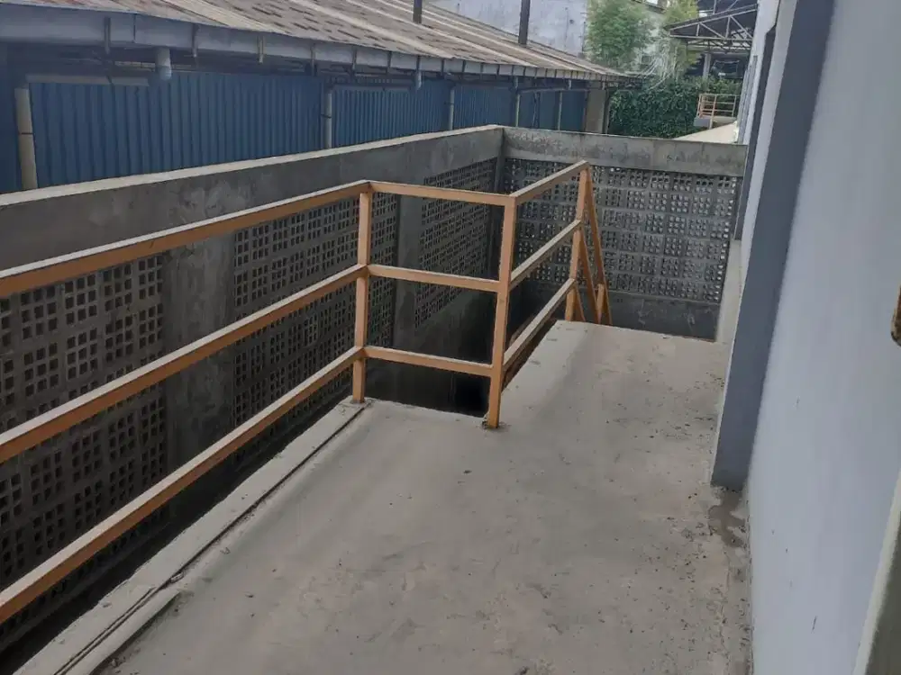 Dijual atau disewa gudang curug koramil