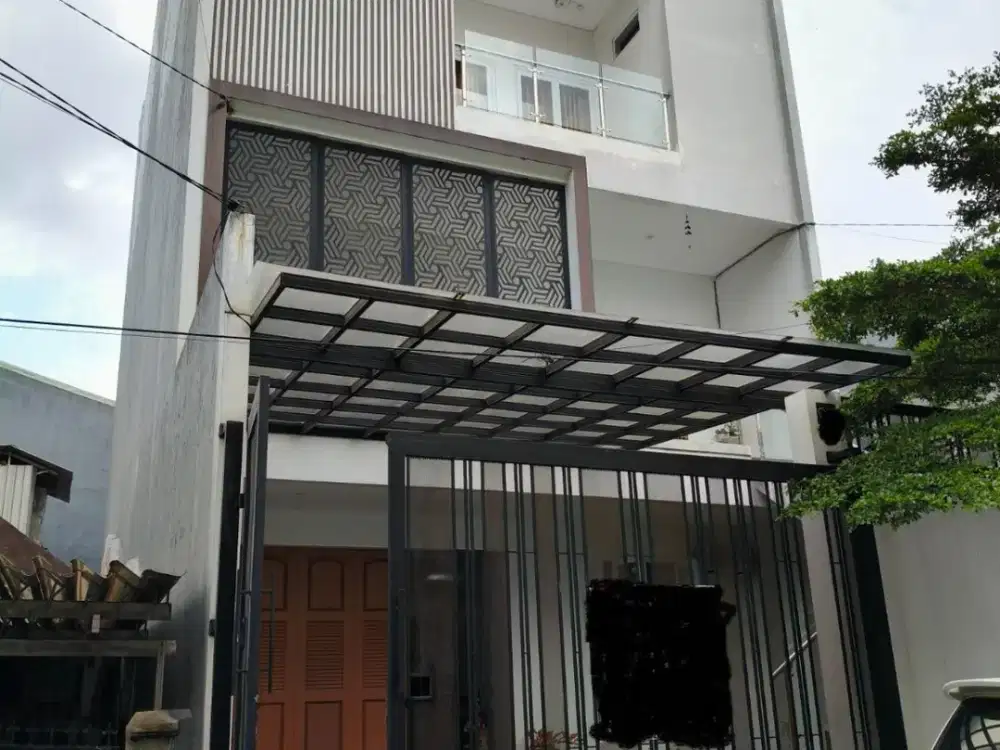 Dijual Rumah 4 Lantai Di Pegangsaan Dua Jakarta Utara
