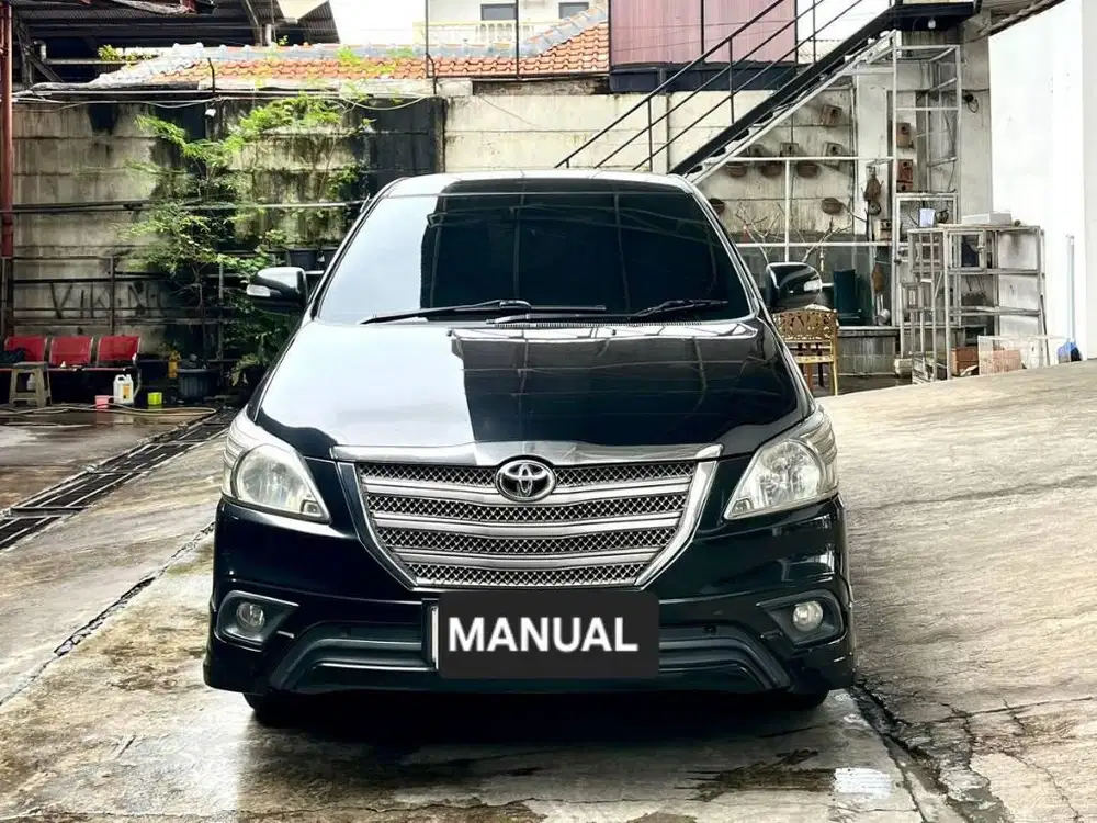 TOYOTA INNOVA G TH 2014 MANUAL