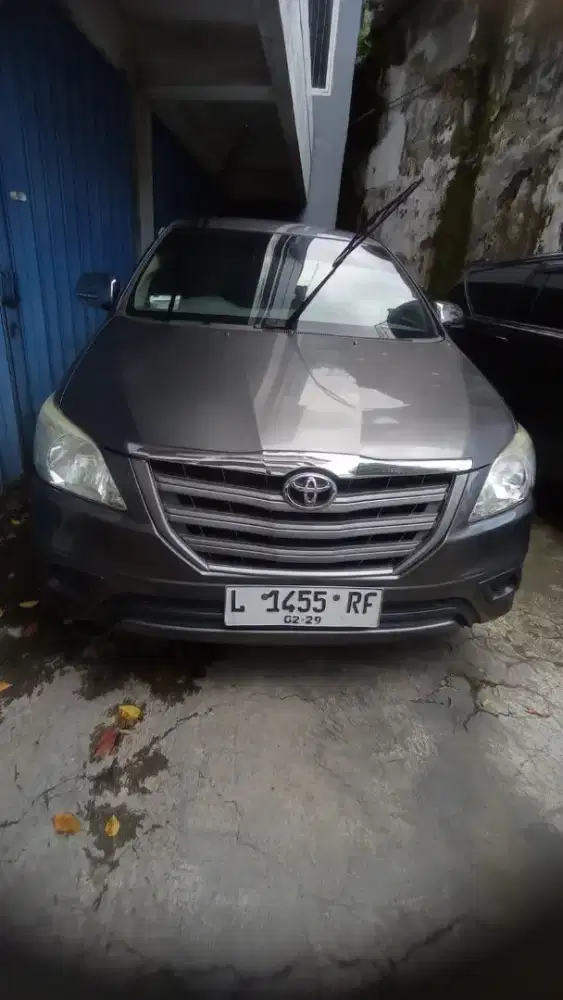 Toyota kijang Innova 2013