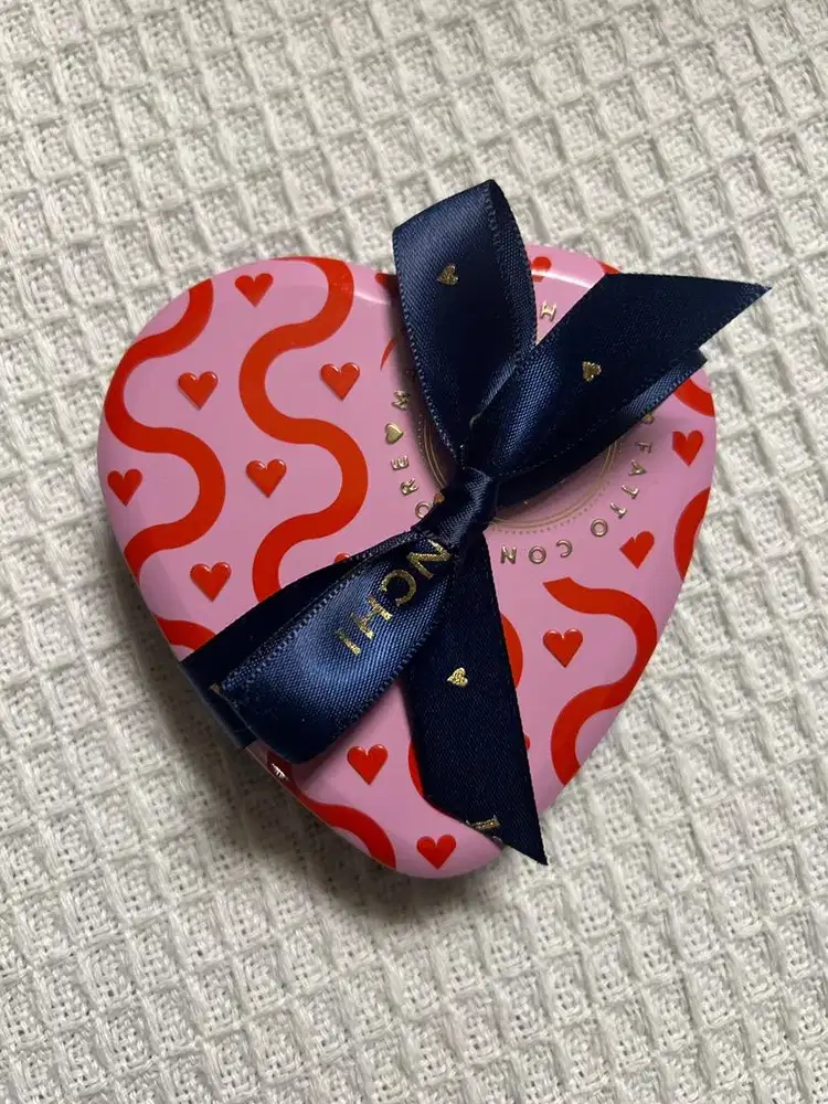 Full time Graphic Designer (mulai denagn freelance) Desainer grafis