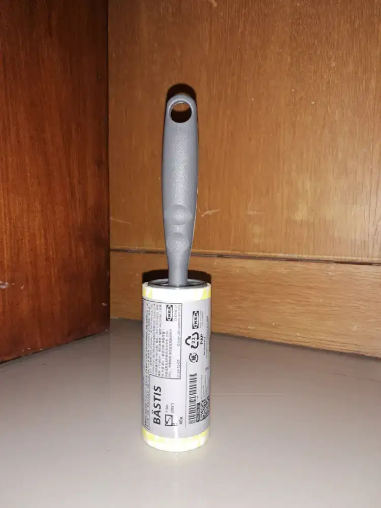 IKEA BASTÏS Lint Roller | Pembersih Benang, Bulu, dan Rambut Pada Baju