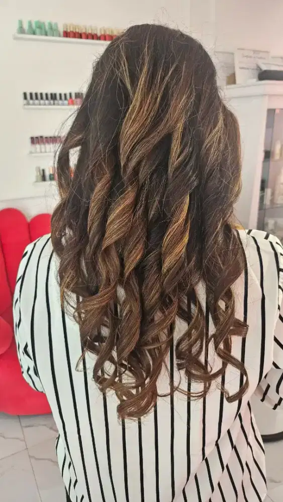 Dicari stylsh barber atau salon