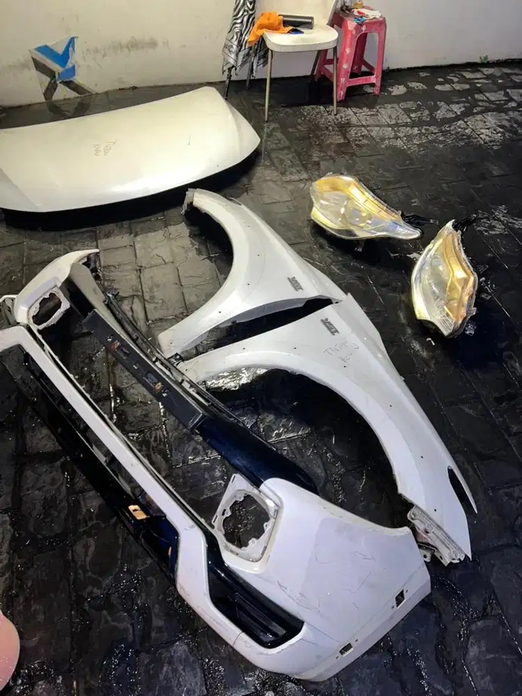 Bemper depan, kap mesin, fender, Headlight Triton 2018