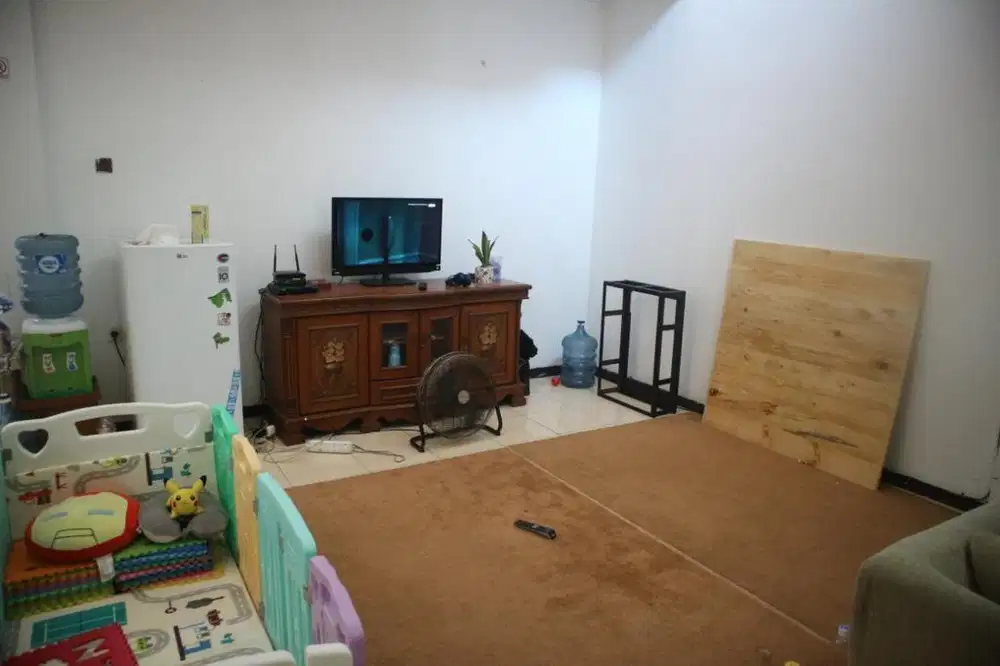 Disewakan Rumah lokasi Rawamangun