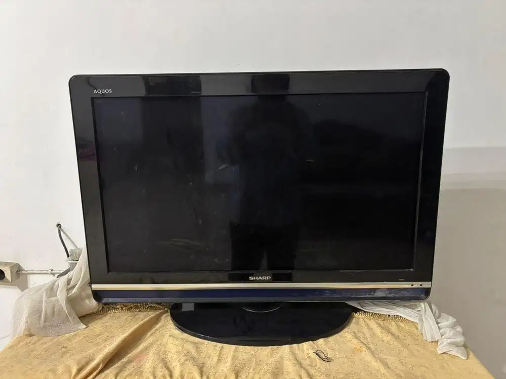 DIJUAL TV SHARP AQUOS