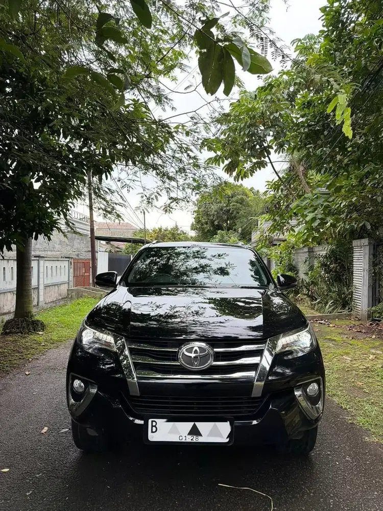 TOYOTA FORTUNER VRZ 2.4 AT 2017