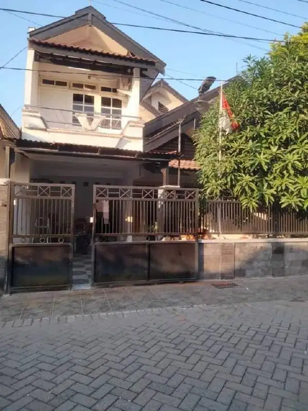 Rumah Di Griya Babatan Mukti Surabaya Siap Huni Kondisi Bagus