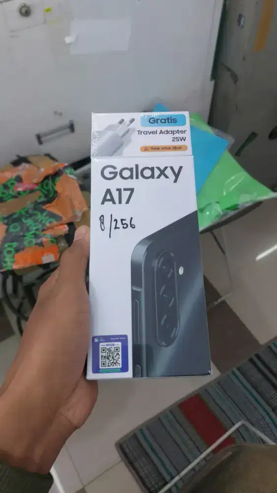 Samsung galaxy A17 256gb ram 8gb dan8/128 garansi resmi