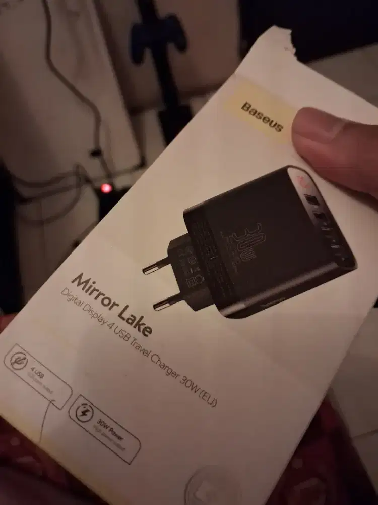 Travel Adaptor Baseus