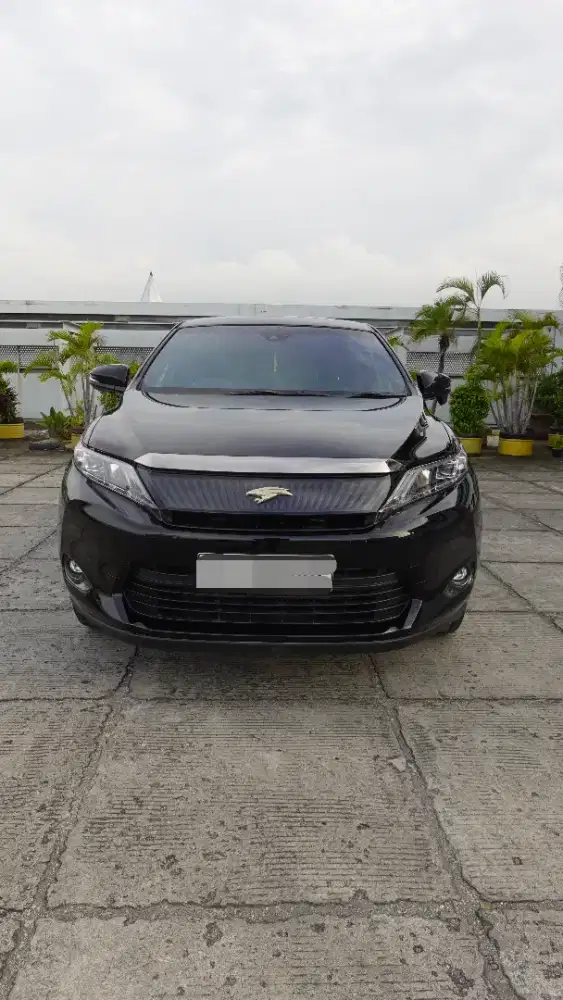 Toyota Harrier 2.0 Bensin AT 2014