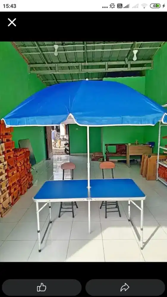 Meja lipat portable sudah dengan payung