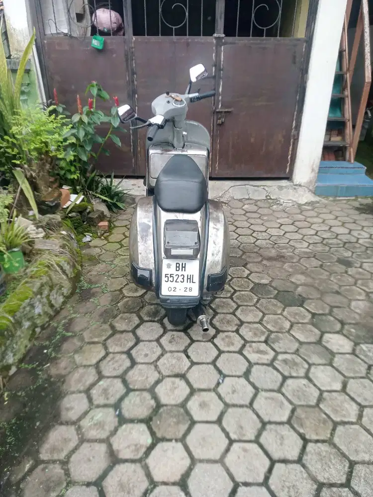 Jual vespa PX 1982