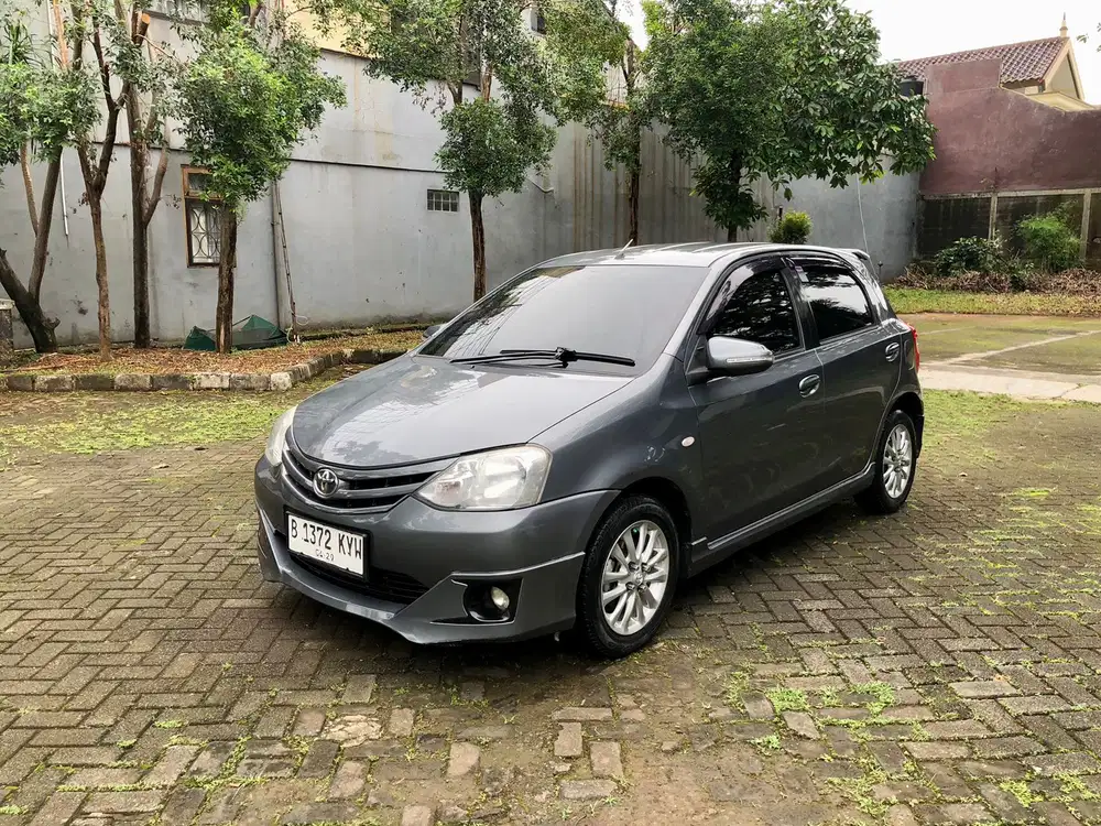 Toyota Etios G MT 2013