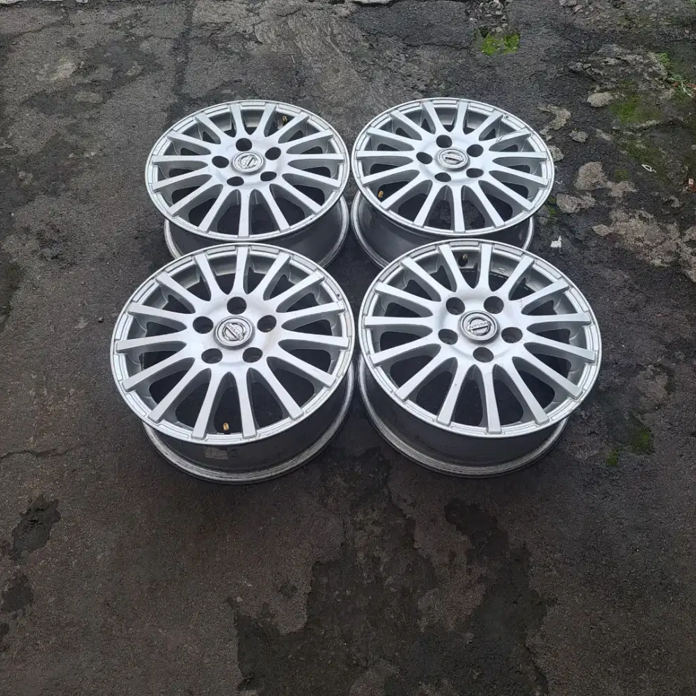 Velg serena r15 nissan serena