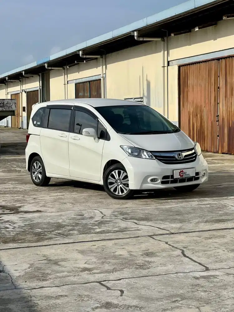 Honda FREED SD Double Blower Facelift 2014