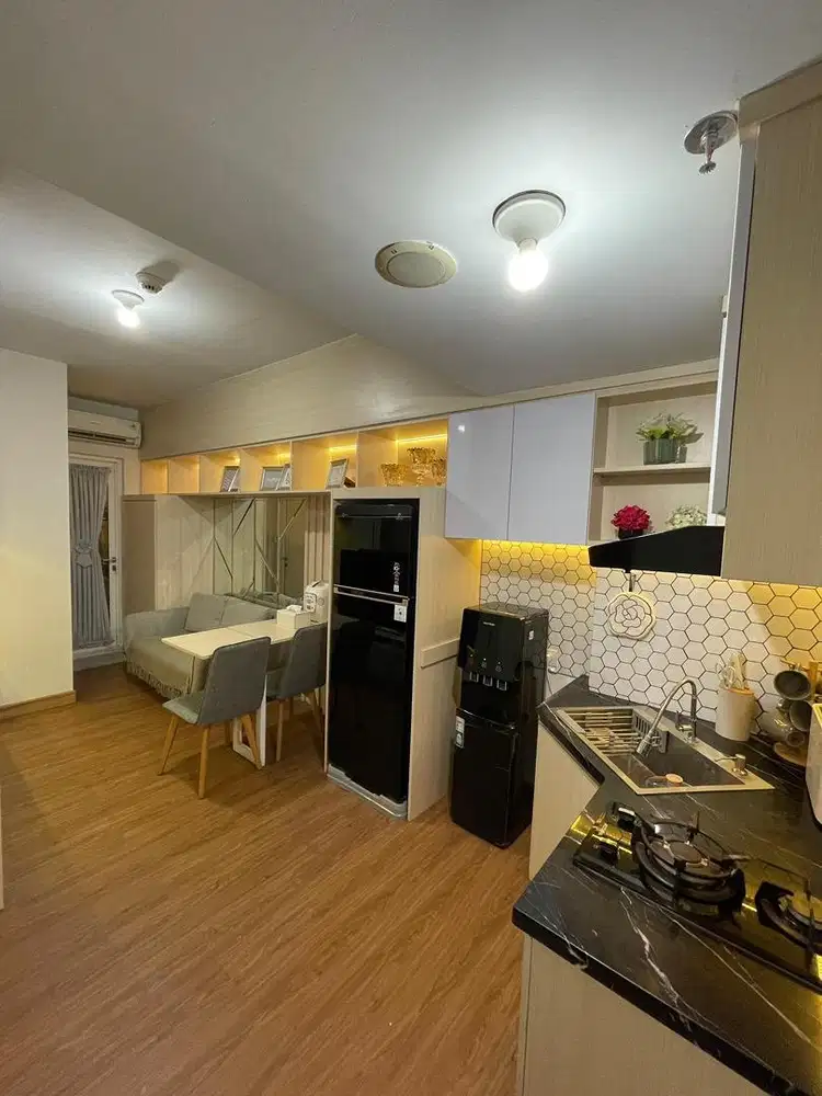 Monthly Rent 2BR The Springlake Apartmen Summarecon Bekasi