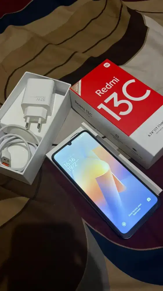 Redmi 13C fullset 8/256