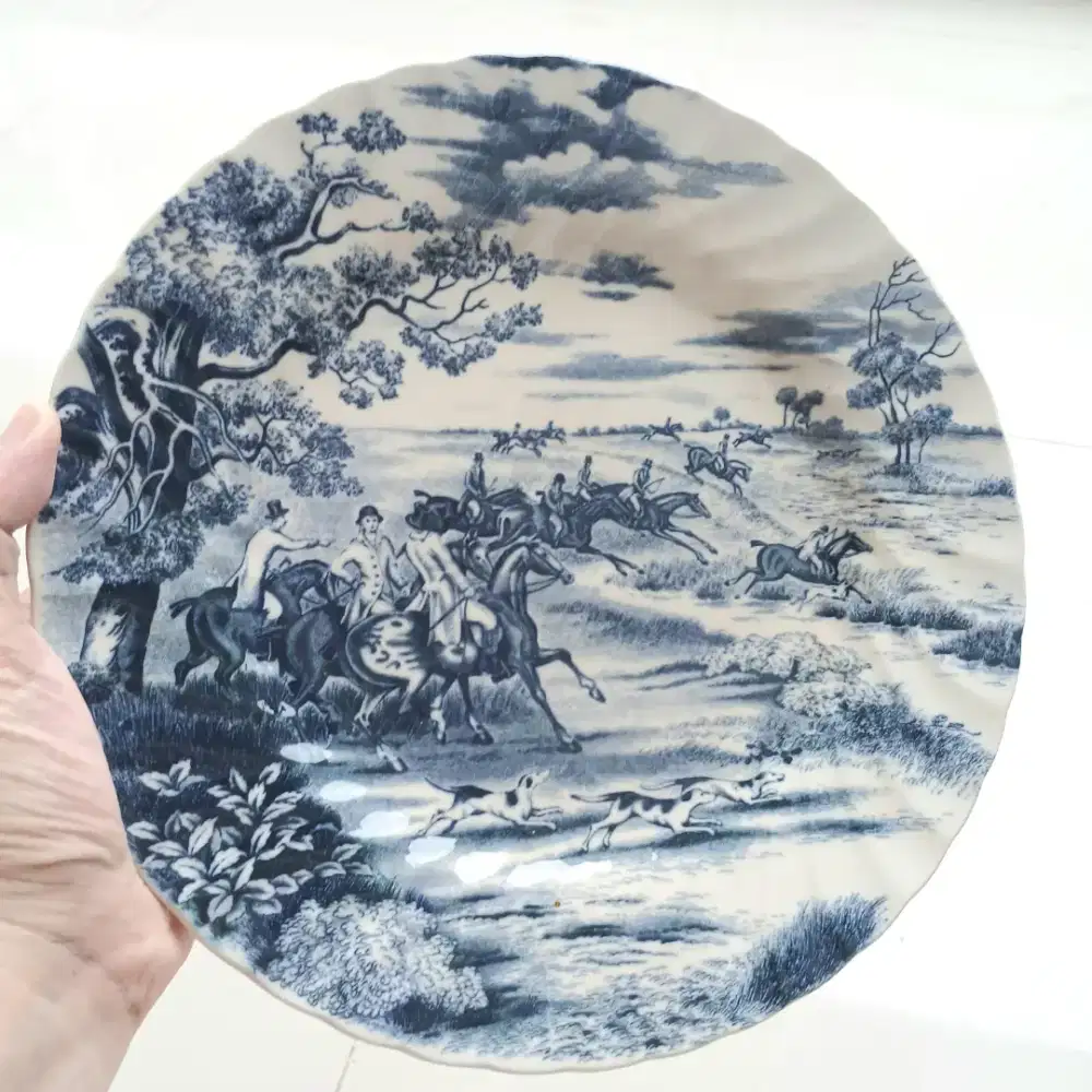 Piring hiasan lukisan print biru, baru