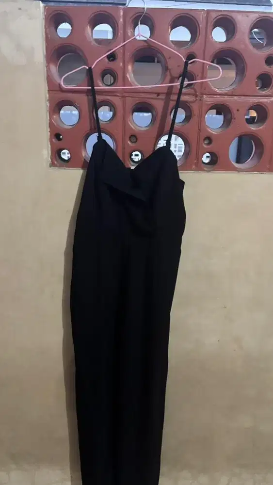 Overall u can see hitam