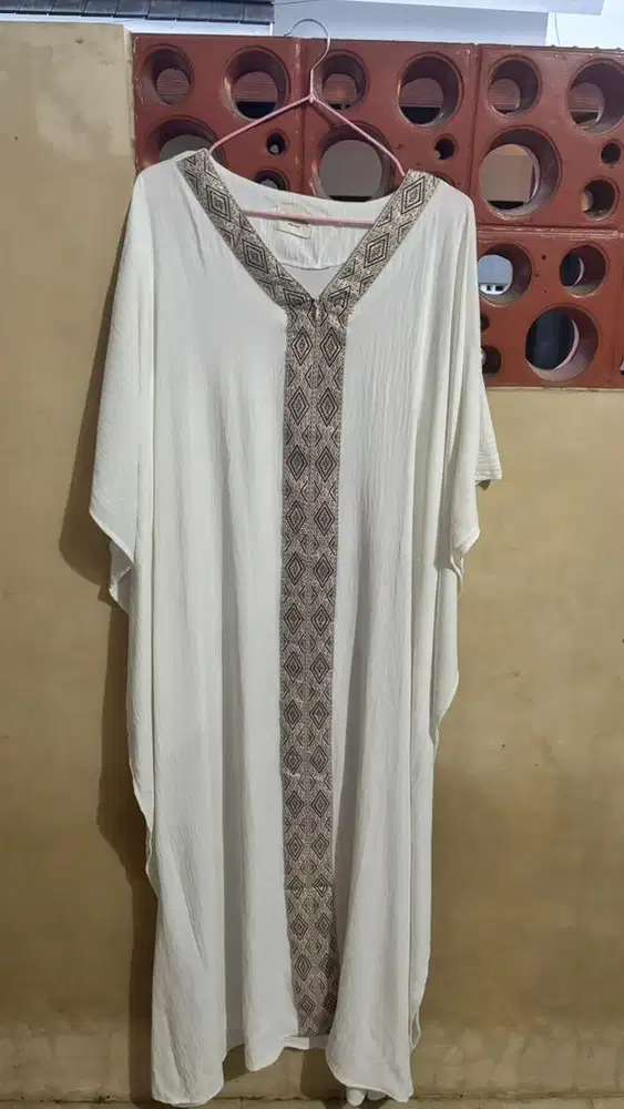 Kaftam putih masih bagus