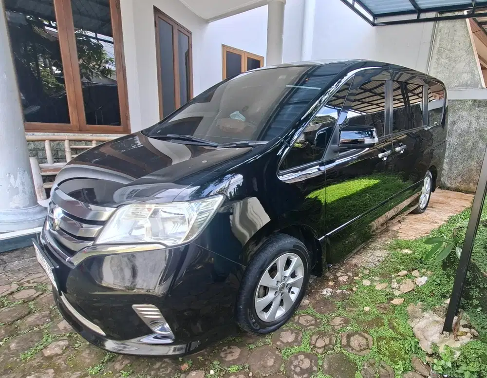 Nissan Serena 2013 Bensin