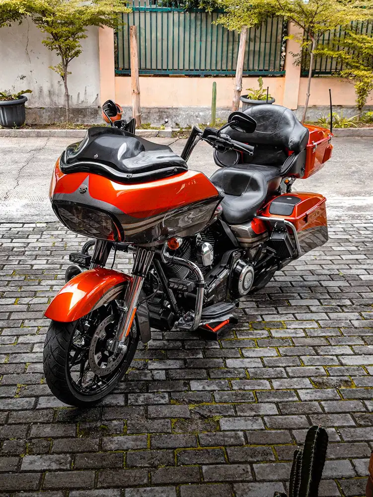 Harley Davidson HD RG Road Glide CVO Screaming Eagle 2013 FP TT